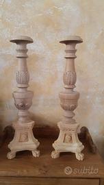 Candelabro in legno intagliato grezzo