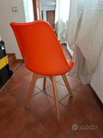 sedie polietilene e legno