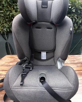 Seggiolino bambini per auto