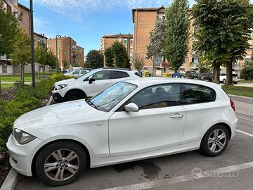 BMW Serie 1 116i 3p Eletta - Tenuta benissimo