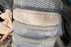 Gomme e cerchi 7.00 r16