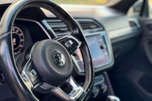 Volkswagen Tiguan 4Motion R-Line dsg