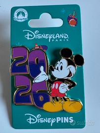 Spilla / Pin Disney di Topolino 2026 Disneyland