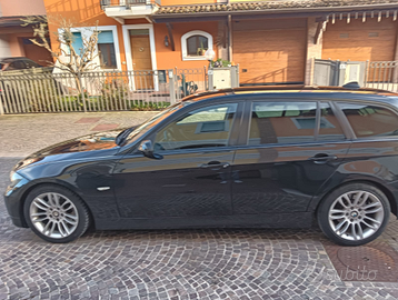 BMW touring eletta 320d