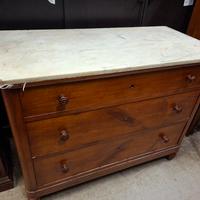 Como' piano in marmo 