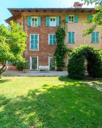 Villa di 461 m² con più di 5 locali a Tonco