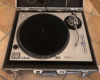 Technichs SL 1200 MK2 giradischi / piatto