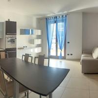 Appartamento piano terra con corte e garage