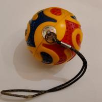 RADIO A PALLETTA  AM  VINTAGE Emperoy Hong Kong