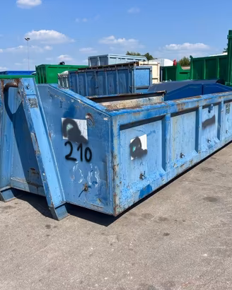 CONTAINER SCARRABILE USATO A CIELO APERTO