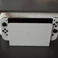 Nintendo Switch OLED Bianca-Completa con accessori