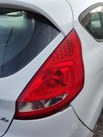 Fanale posteriore destro FORD FIESTA del 2009