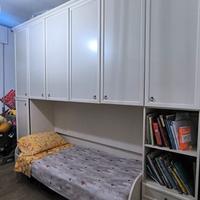 Armadio con letto