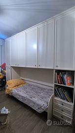 Armadio con letto