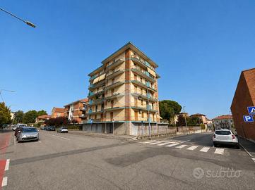 3 LOCALI A IVREA