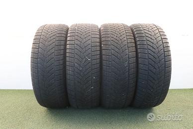 Gomme Goodyear Ultragrip 245 50 19 inverno