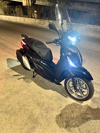 Beverly 400 hp anno 2025