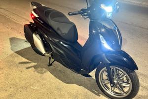 Beverly 400 hp anno 2025