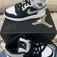 Jordan 1 Mid (PS)