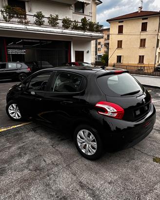 PEUGEOT 208 ✅