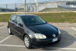 Volkswagen Golf 5 1.6fsi