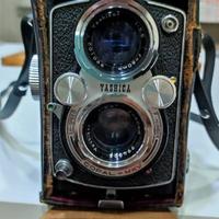 Yashica 635 - 80mm: VINTAGE