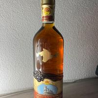 Cognac (o brandy) di marca "Grands Krym"