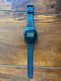 Orologio Vintage Casio W-740 con data, cronometro