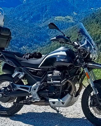 Moto Guzzi V85 TT Guardia d'Onore - 2023