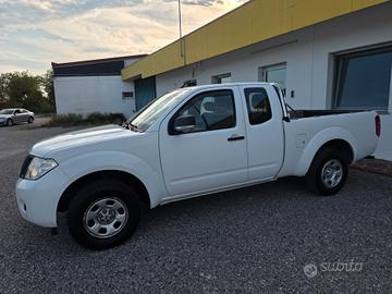 Nissan Navara 2.5 dCi perfetta e garantita 12 mesi
