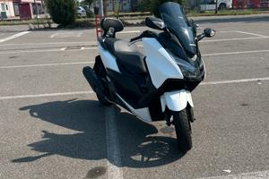 Homda forza 125 abs 2016