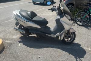 Suzuki Burgman 125