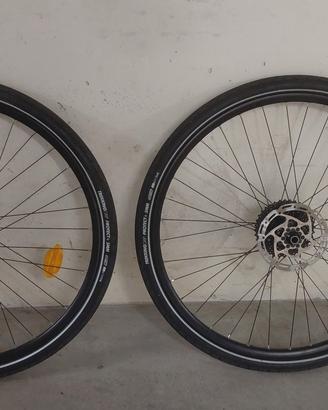 Ruote bici touring 28 pollici 700c gravel 