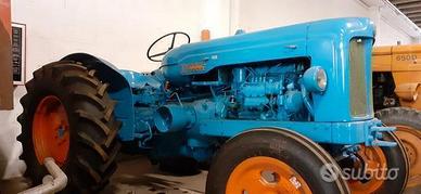 Trattrice Ford Major
