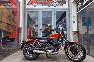 Moto Guzzi Roamer V9