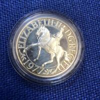 1977 Elizabeth II DG.REG FD in cofanetto