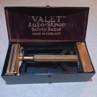 antico strumento da barba 