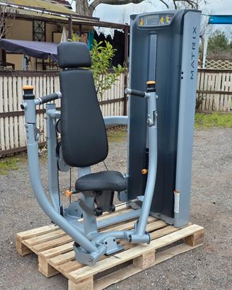 Chest press matrix