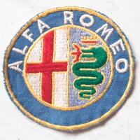 Logo Alfa Romeo cucito su stoffa