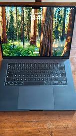 MacBook Air 15 512Gb M2 perfetto