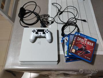 PS4 slim e giochi