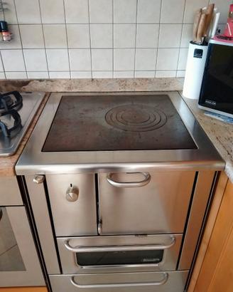 Cucina a legna