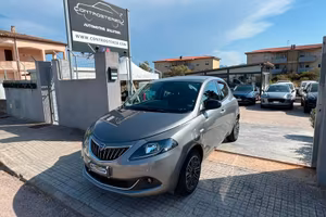 LANCIA YPSILON - NEOPATENTATI -PREZZO VERO