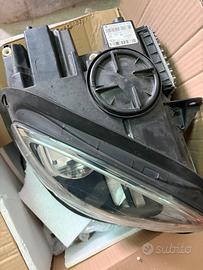 Fanale led ant. dx Mini Countryman danneggiato