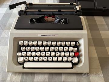 Macchina da scrivere Olivetti lettera 41