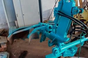 Aratro voltaorecchio idraulico