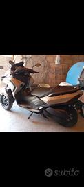 Yamaha Tricity 300 - 2024 - 4.667 km - Garanzia +5