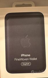 Portafoglio magsafe FineWoven Wallet Apple