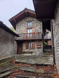 Immobile in asta di 80 m² con 1 locale a Chialambe
