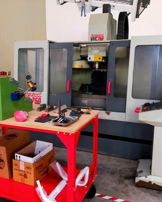 Centro di lavoro usato cnc